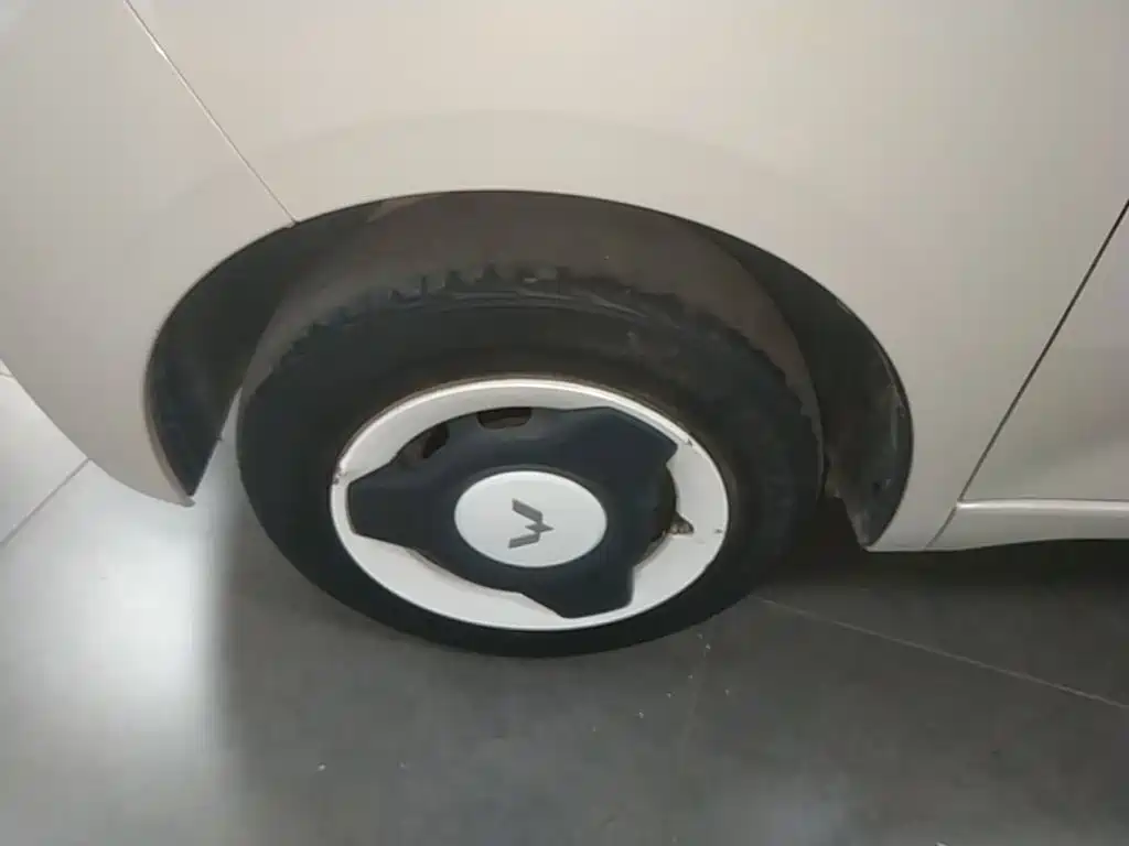 Wuling MINIEV — миниатюра 23