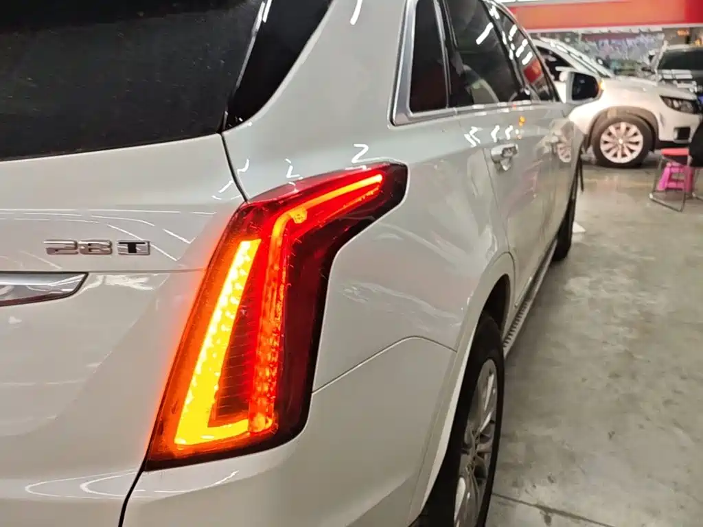 Cadillac XT5 2021 28T Luxury