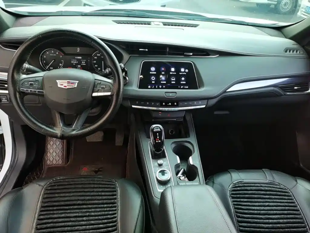 Cadillac XT4 — миниатюра 10