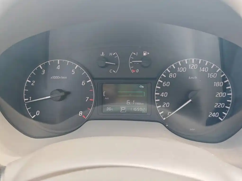 Nissan Sylphy — миниатюра 9