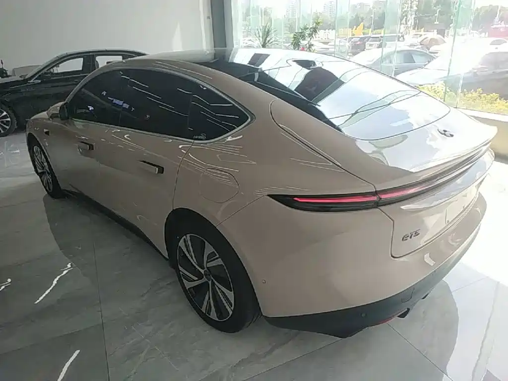 NIO ET5 — миниатюра 5