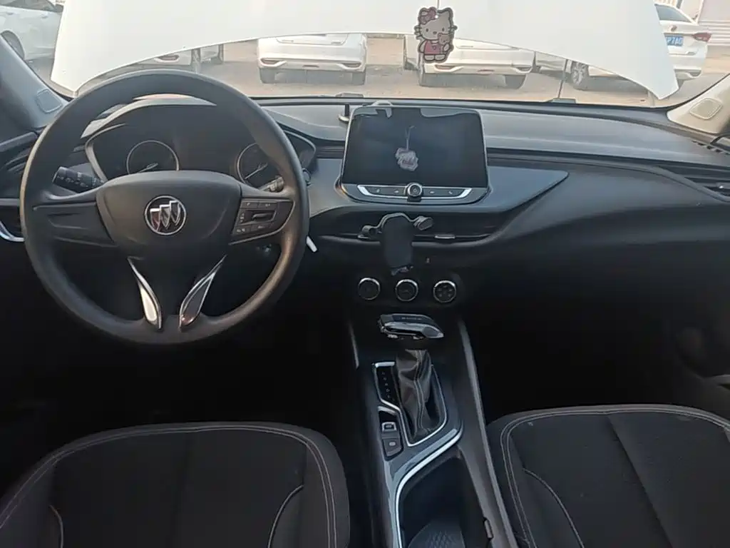 Buick Verano — миниатюра 10