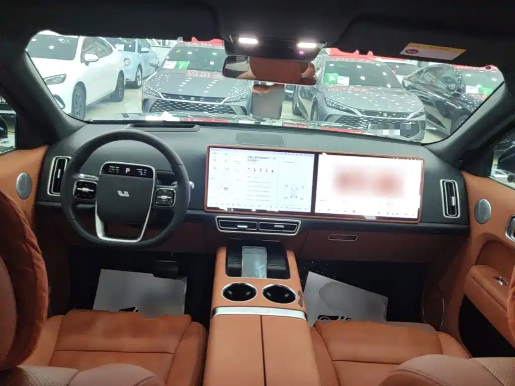 Li Auto Li L8 — миниатюра 10