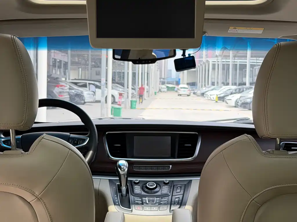 Buick GL8 2014 3.0L XT Luxury Flagship