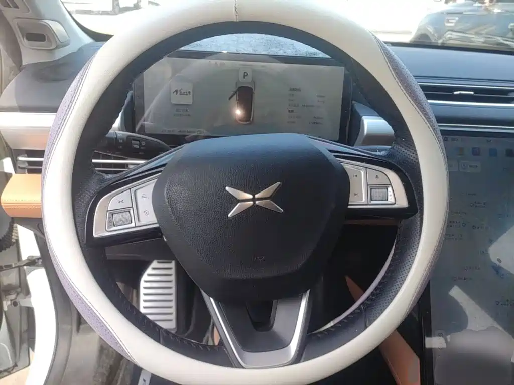 XPeng P5 — миниатюра 11