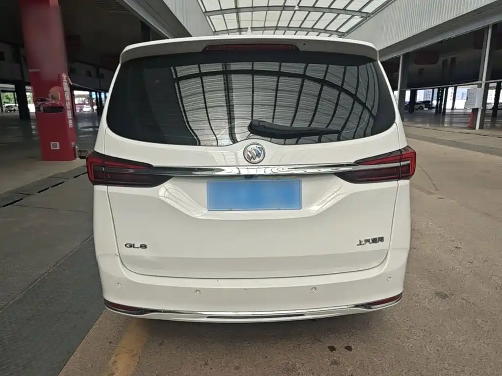 Buick GL8 — миниатюра 6