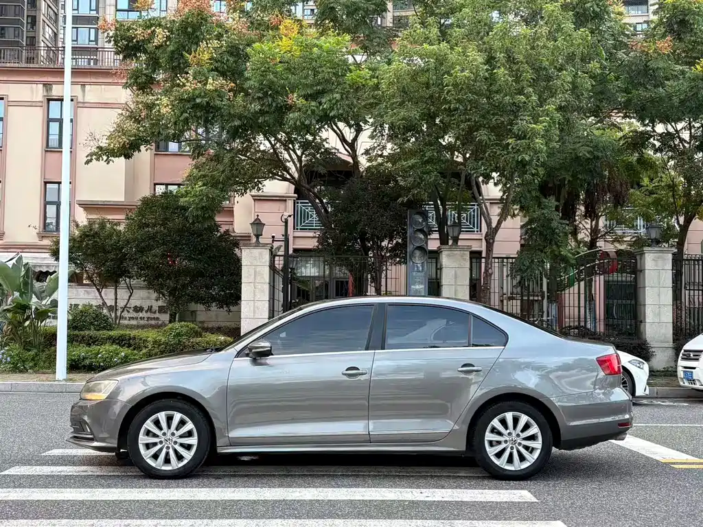 Volkswagen Sagitar — миниатюра 18