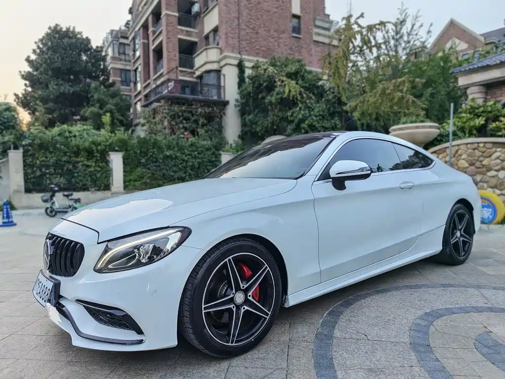 Mercedes-Benz C-Class (Import) — миниатюра 2