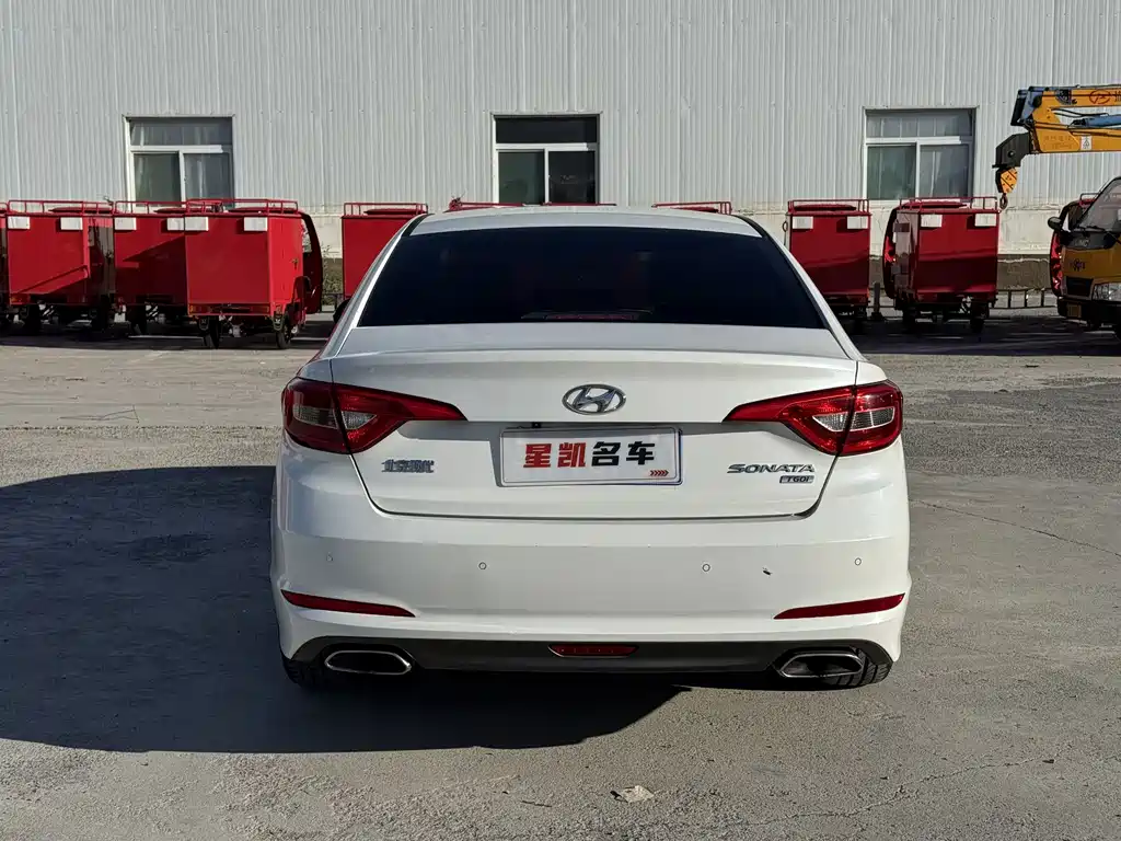 Hyundai Sonata — миниатюра 6