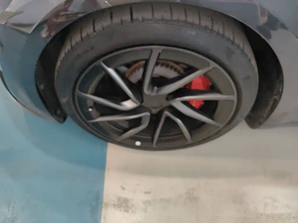 Tesla Model 3 — миниатюра 23