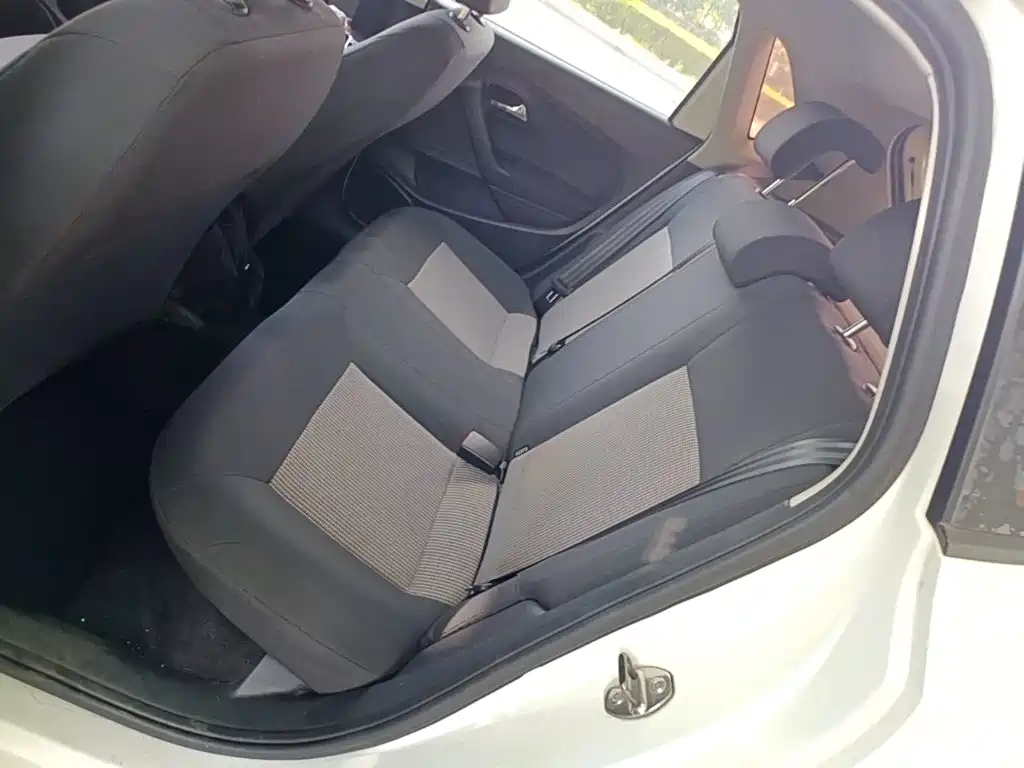 Volkswagen Polo — миниатюра 13