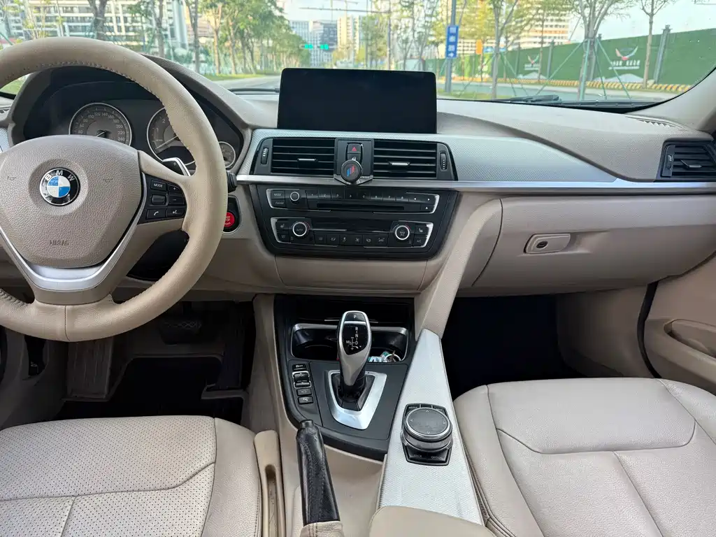 BMW 3 Series (Import) — миниатюра 7