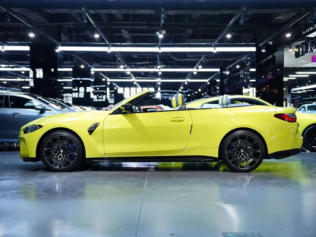 BMW M4 — миниатюра 10