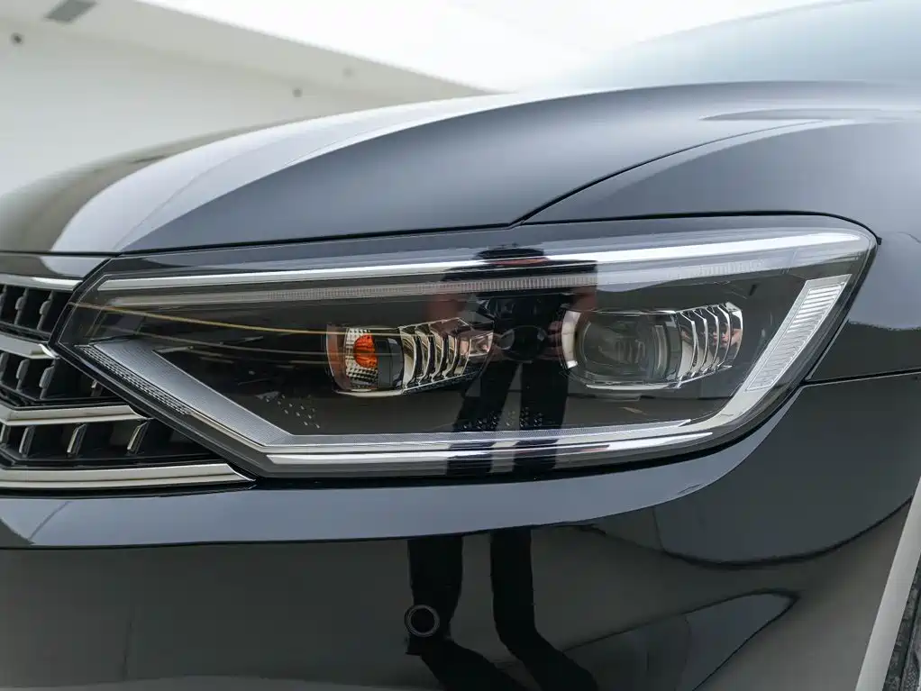 Volkswagen Magotan — миниатюра 11