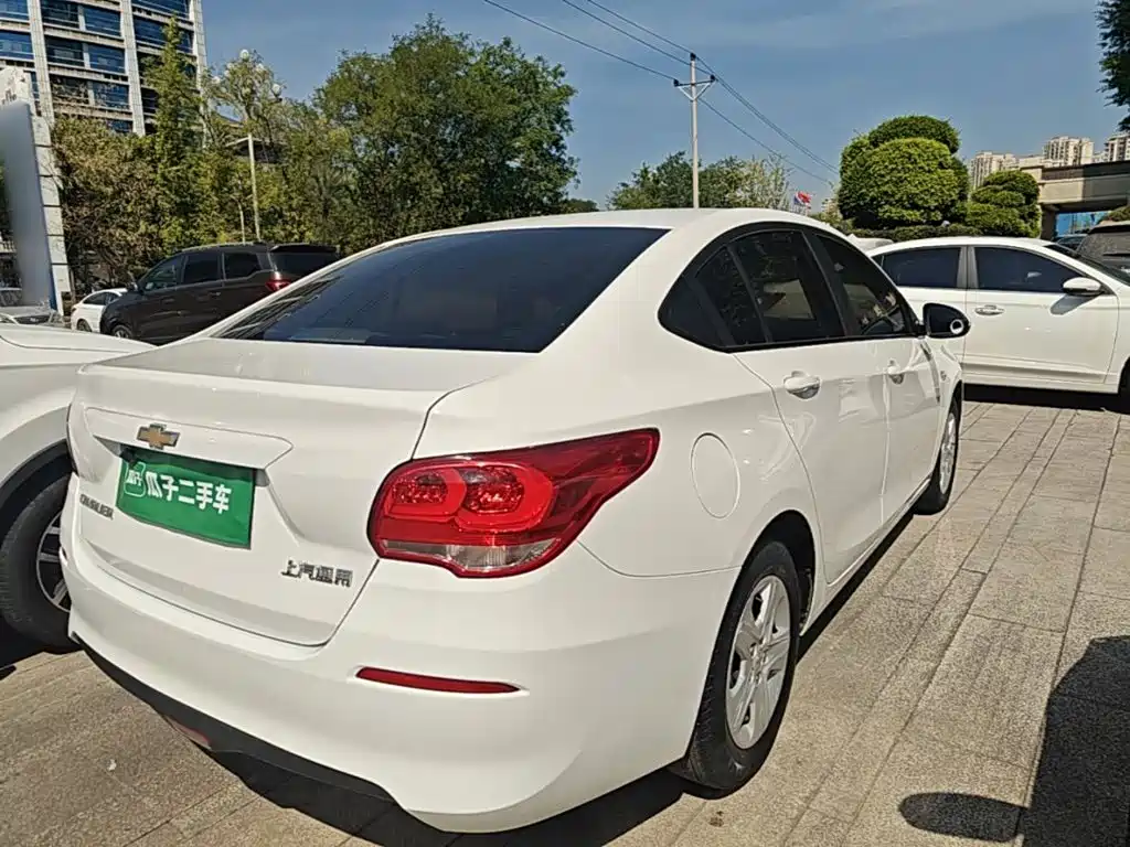 Chevrolet Cavalier — миниатюра 7