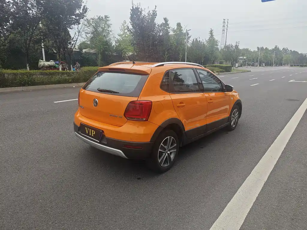 Volkswagen Polo — миниатюра 6