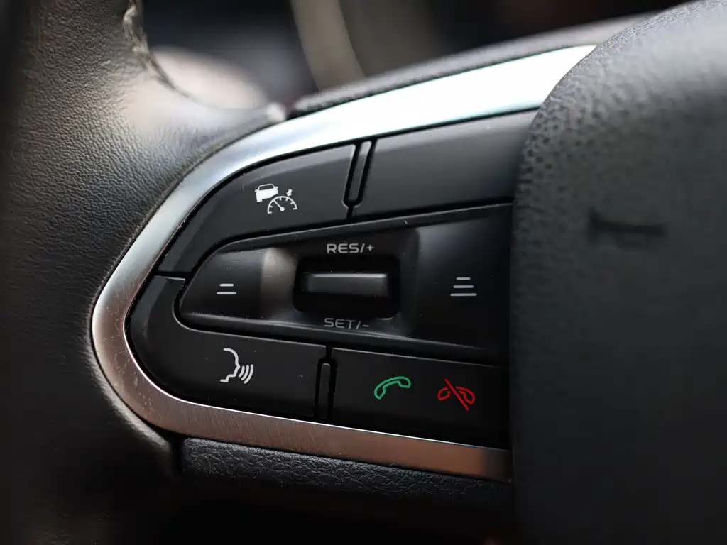 Geely Emgrand S — миниатюра 13
