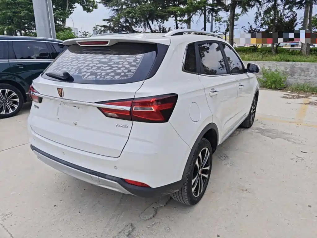 Roewe RX3 — миниатюра 7