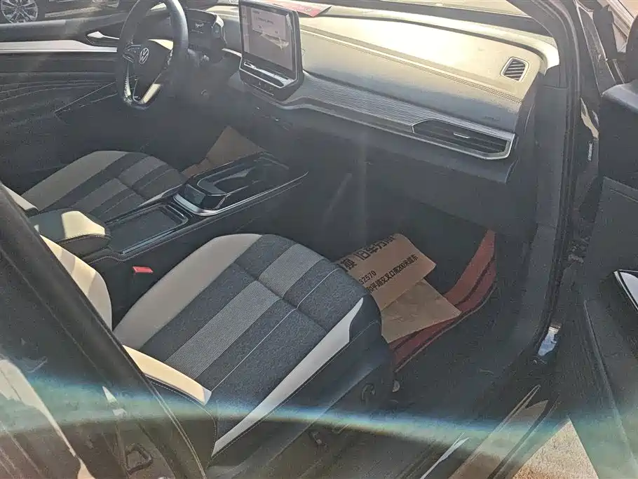 VOLKSWAGEN ID.4 CROZZ