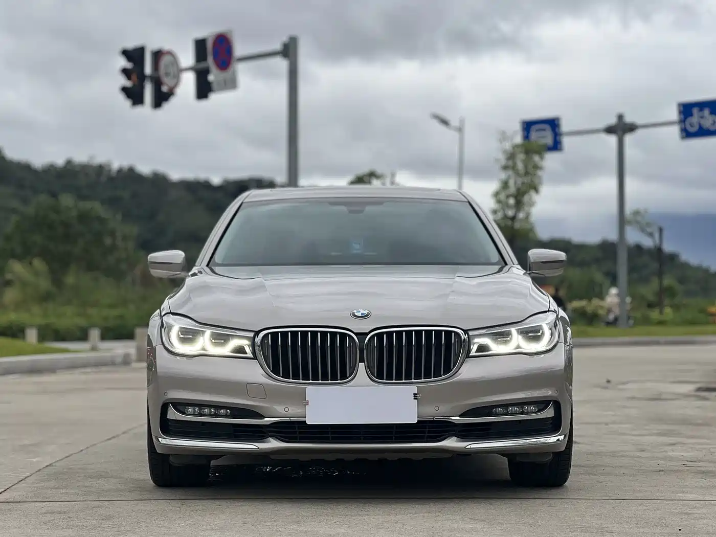 BMW 7 Series