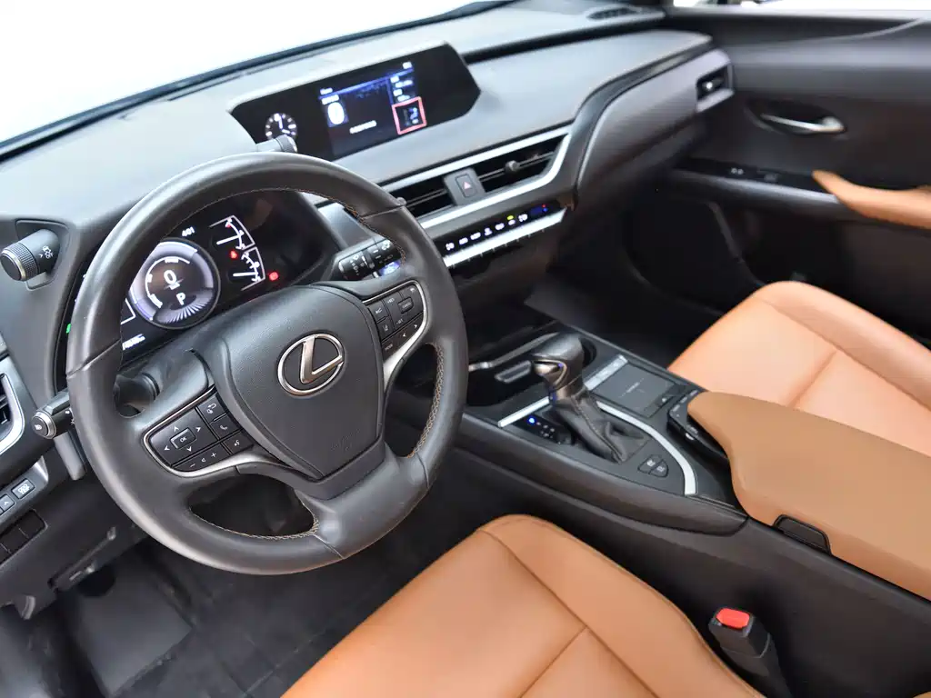 Lexus UX — миниатюра 15