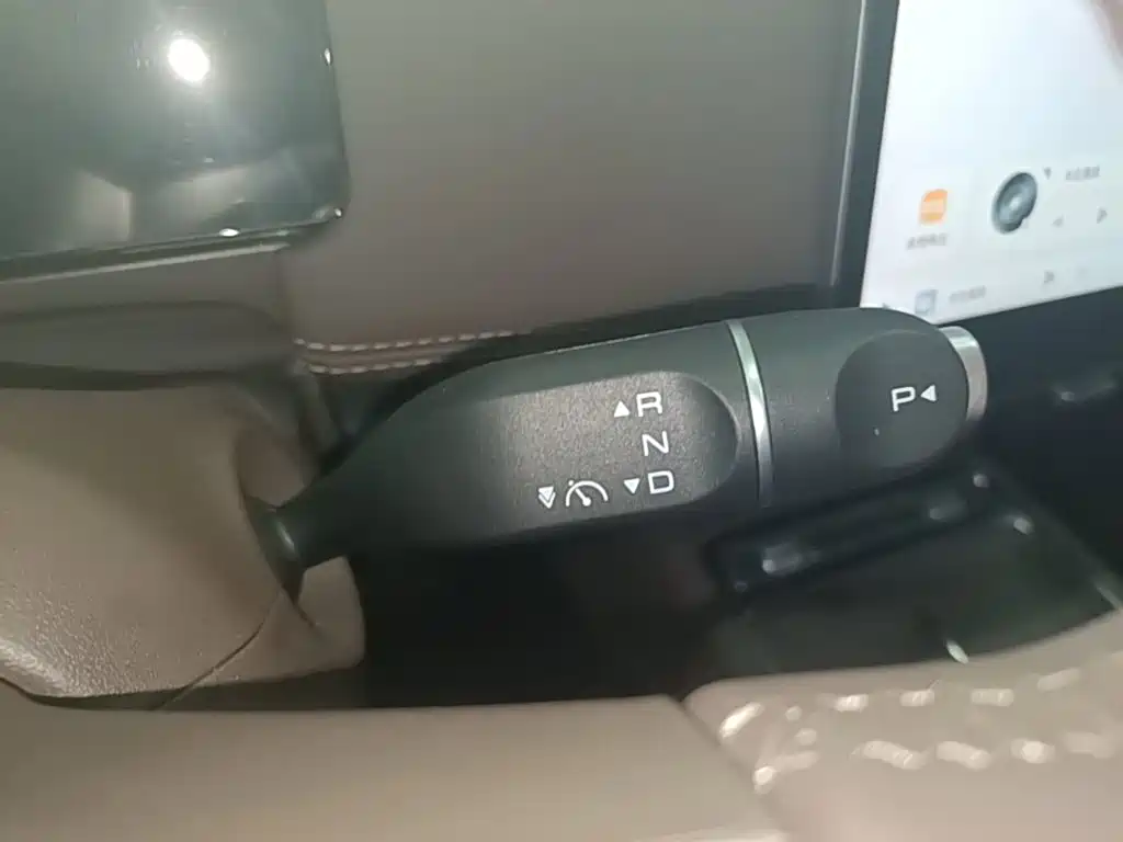 Wuling Xingguang 730 New Energy — миниатюра 14