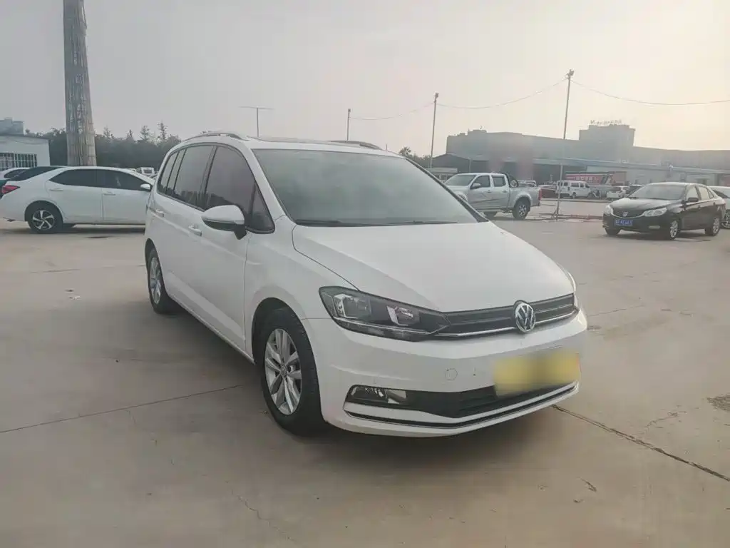 Volkswagen Touran — миниатюра 4