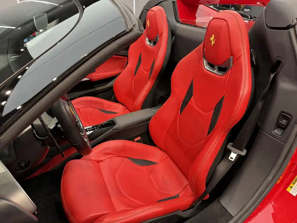 Ferrari 296 3.0T V6 GTS, фото 7