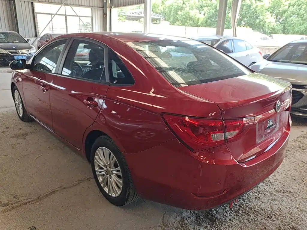 Buick Excelle — миниатюра 5