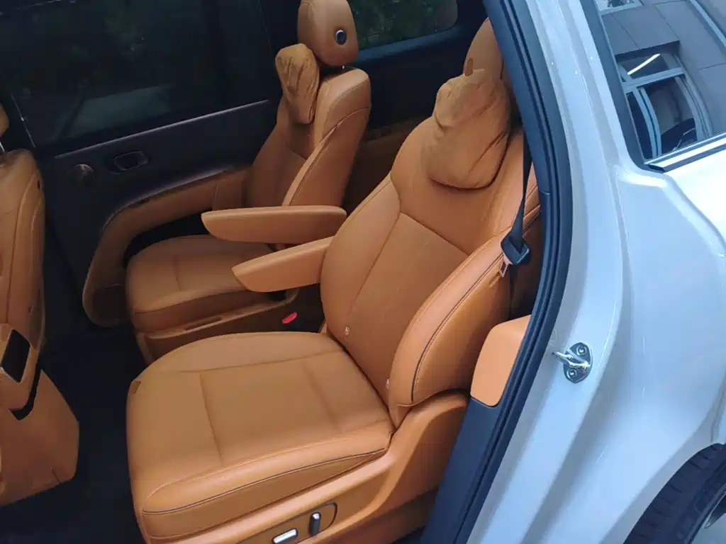 Li Auto Li i8 — миниатюра 17