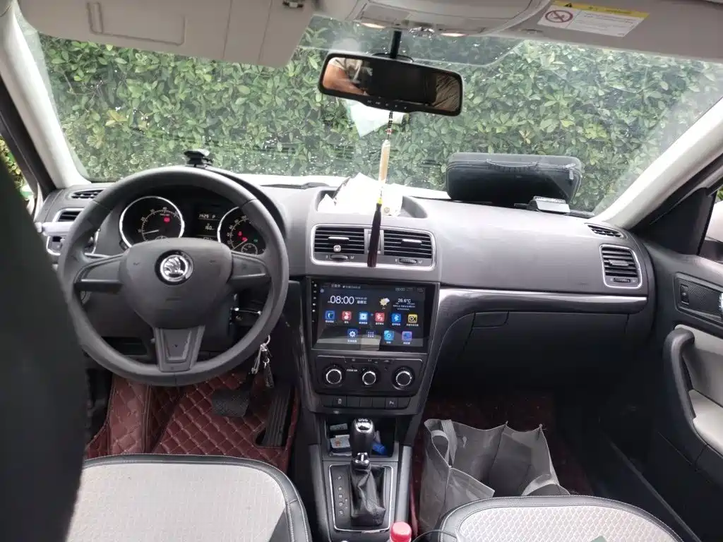 Skoda Yeti — миниатюра 13