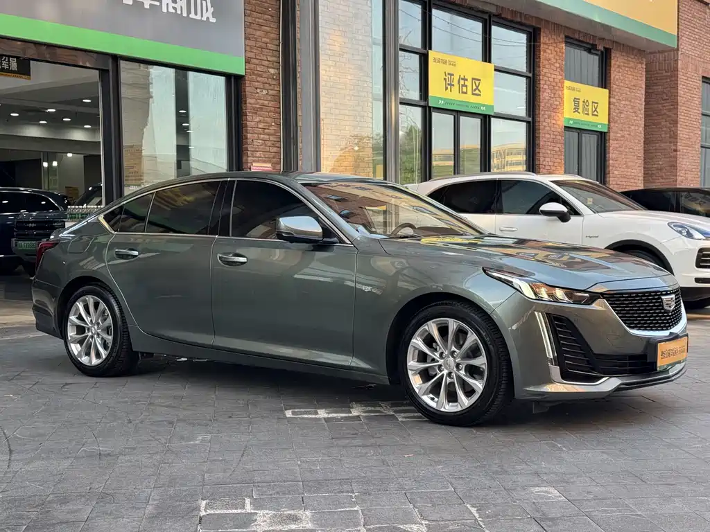 Cadillac CT5 — миниатюра 3