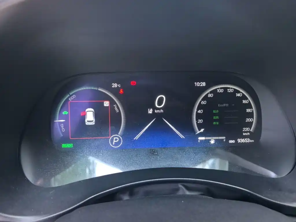 Toyota Crown Kluger — миниатюра 12
