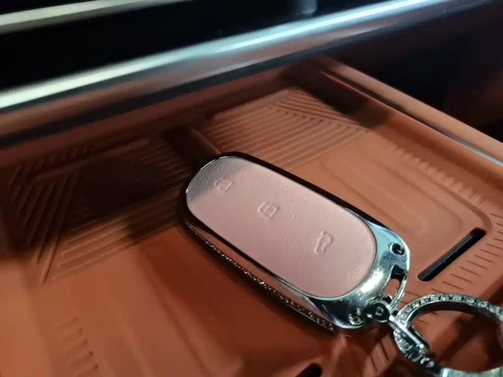 Li Auto Li L9 — миниатюра 9