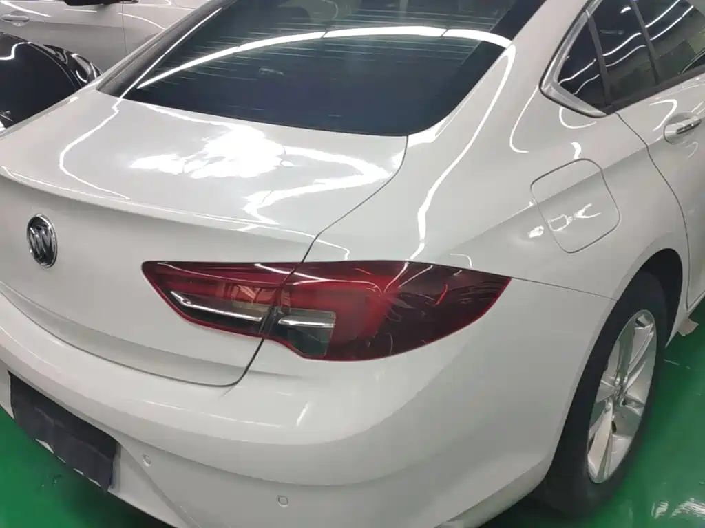 Buick Regal — миниатюра 8
