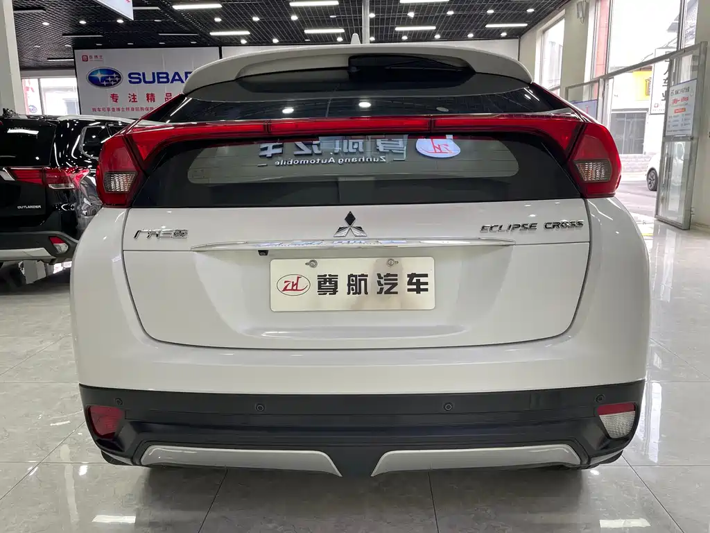 Mitsubishi Eclipse Cross — миниатюра 7