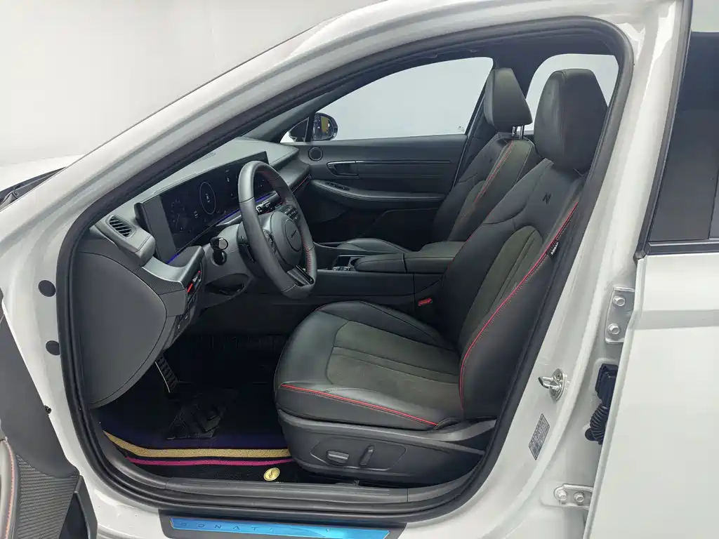 Hyundai Sonata — миниатюра 10