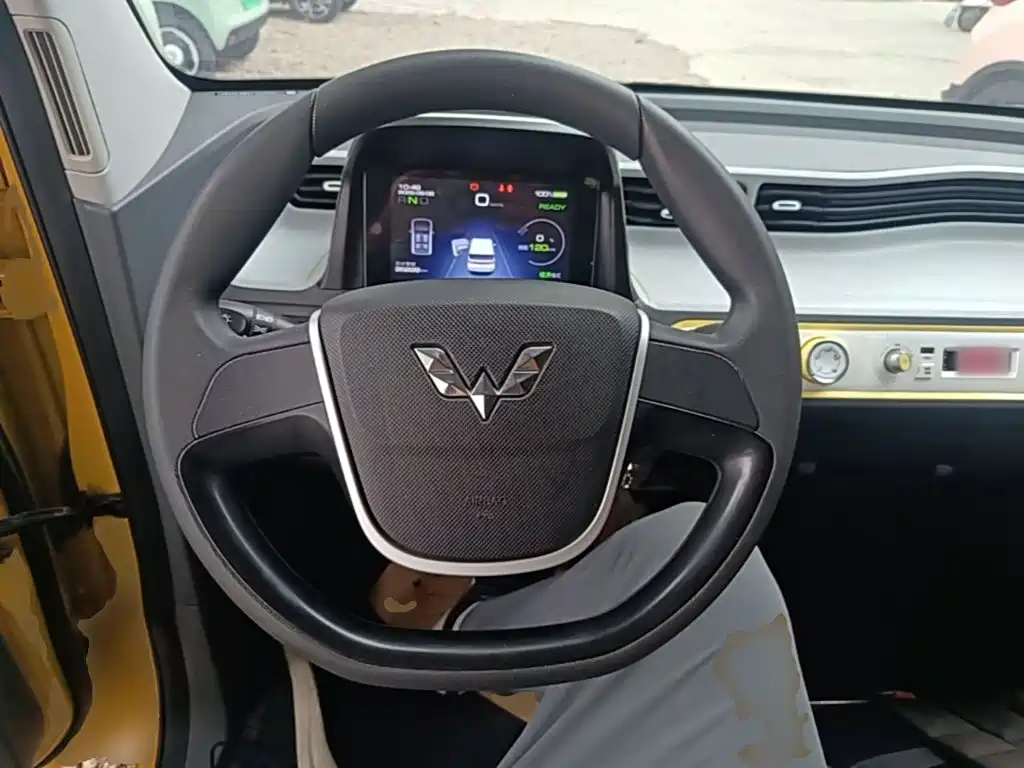 Wuling MINIEV — миниатюра 11
