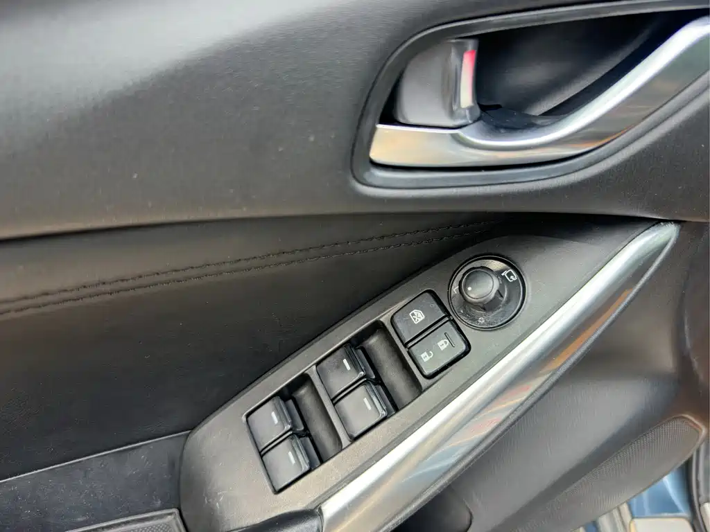Mazda Atenza — миниатюра 18