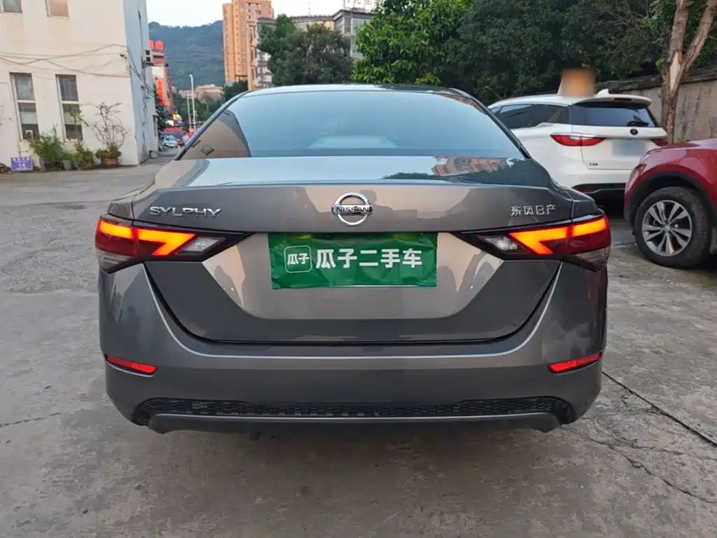 Nissan Sylphy — миниатюра 6