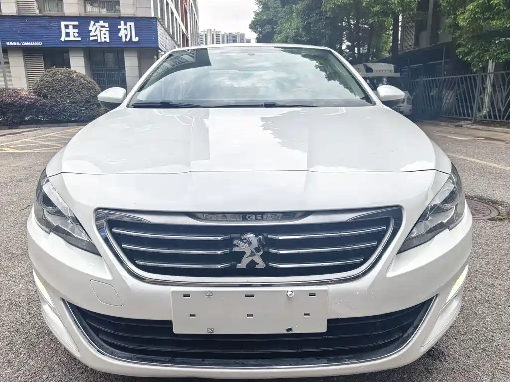 Peugeot 408 — миниатюра 2