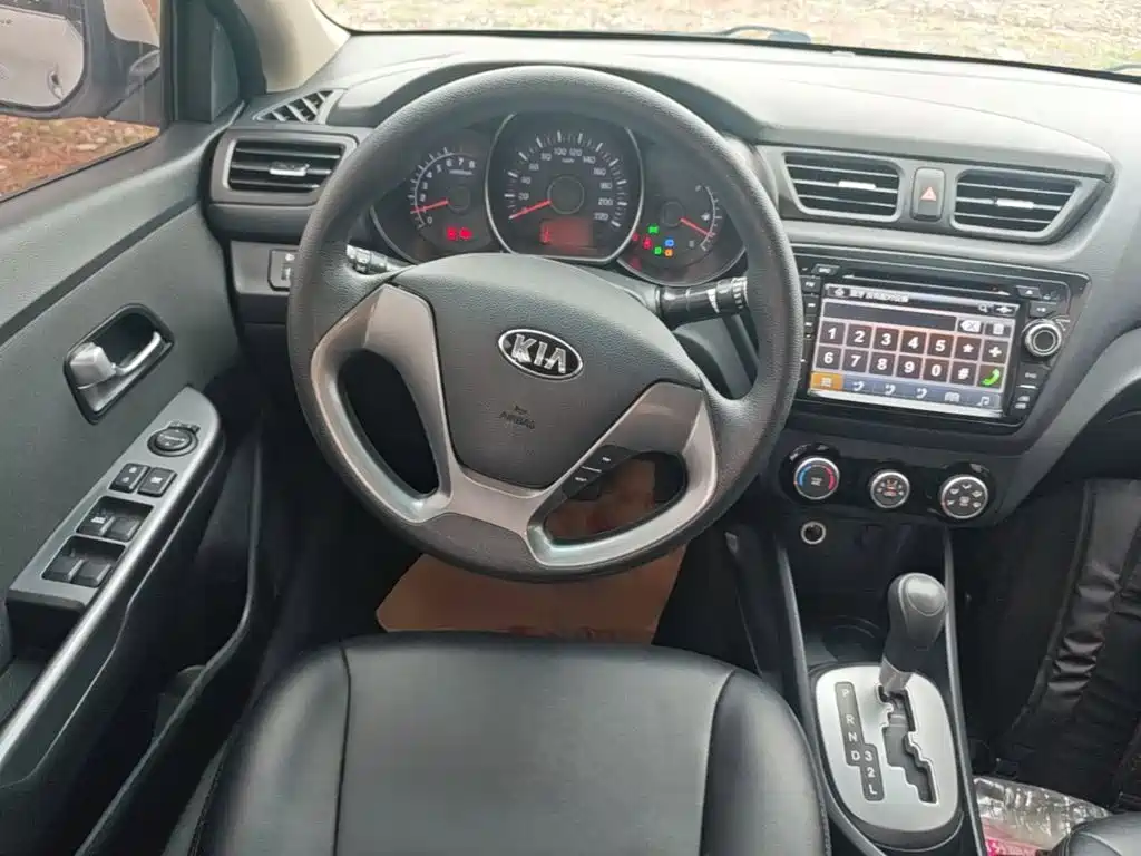Kia K2 — миниатюра 11
