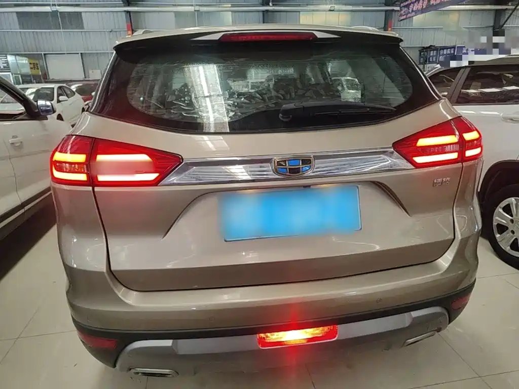 Geely Boyue — миниатюра 6