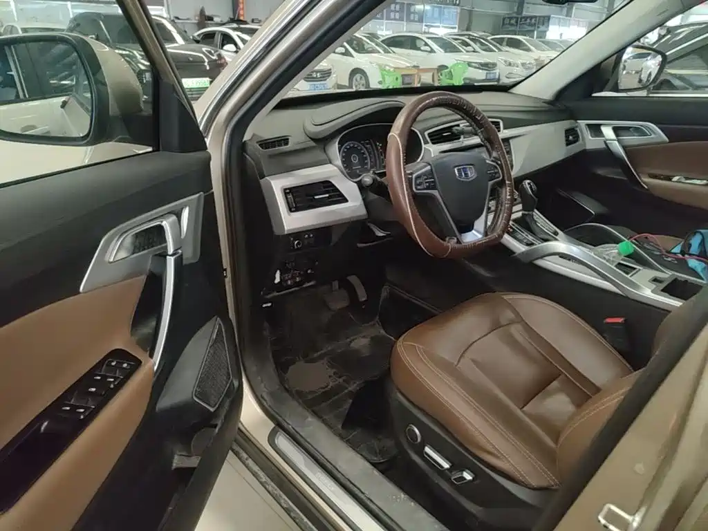 Geely Boyue — миниатюра 16