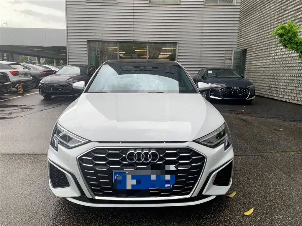 Audi A3 2023 Sportback 35 TFSI Fashion Sport