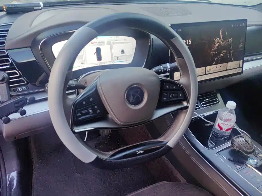 BYD Han — миниатюра 15