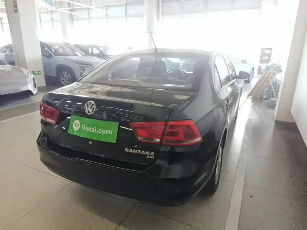 Volkswagen Santana — миниатюра 7