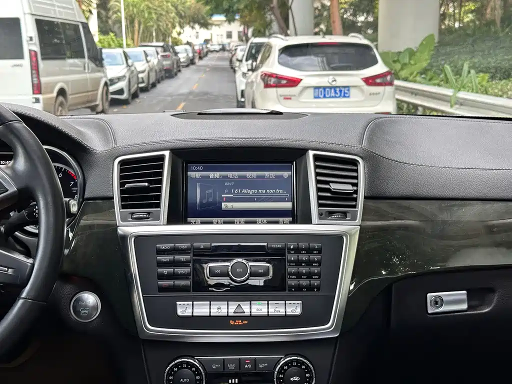 Mercedes-Benz GL-Class — миниатюра 22