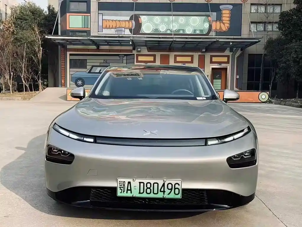 XPeng P7 — миниатюра 2