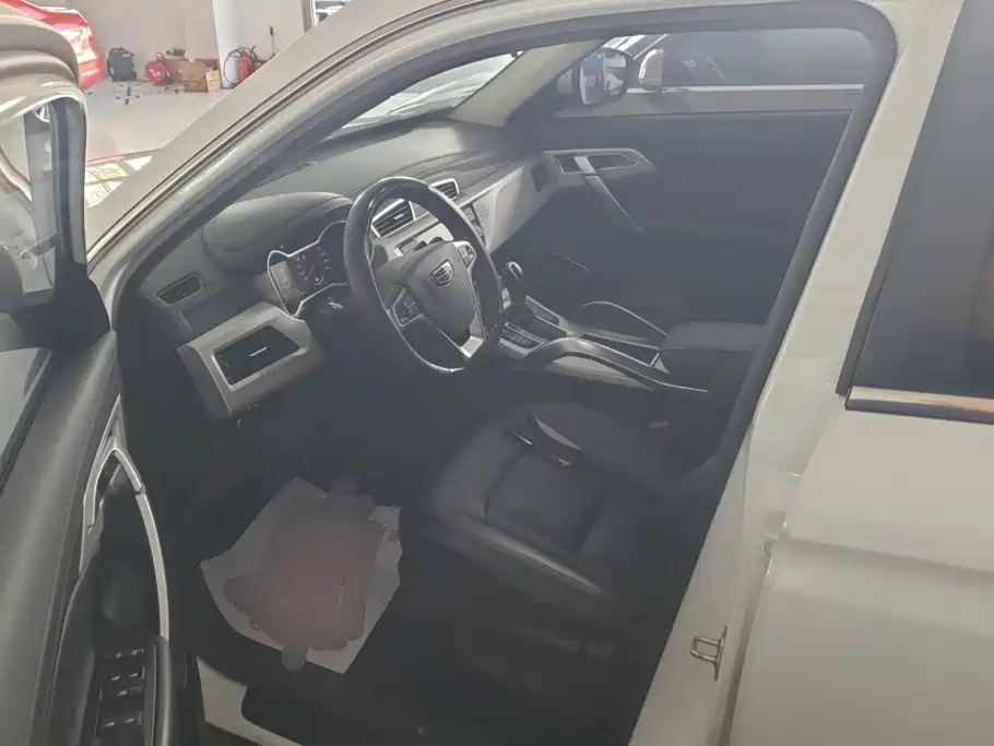 Geely Boyue — миниатюра 9